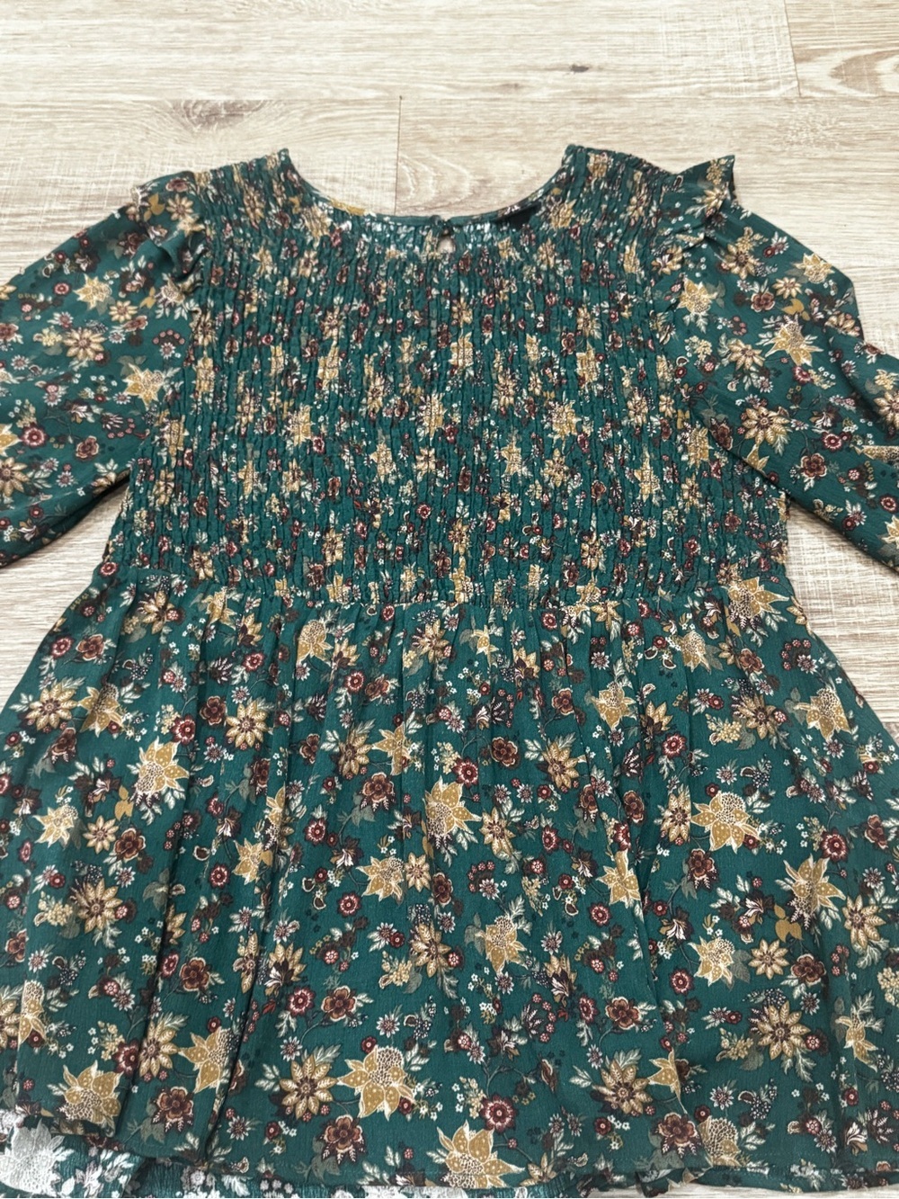 Torrid Size 1 Green Floral Smocked Peplum Top Long Sleeve Boho